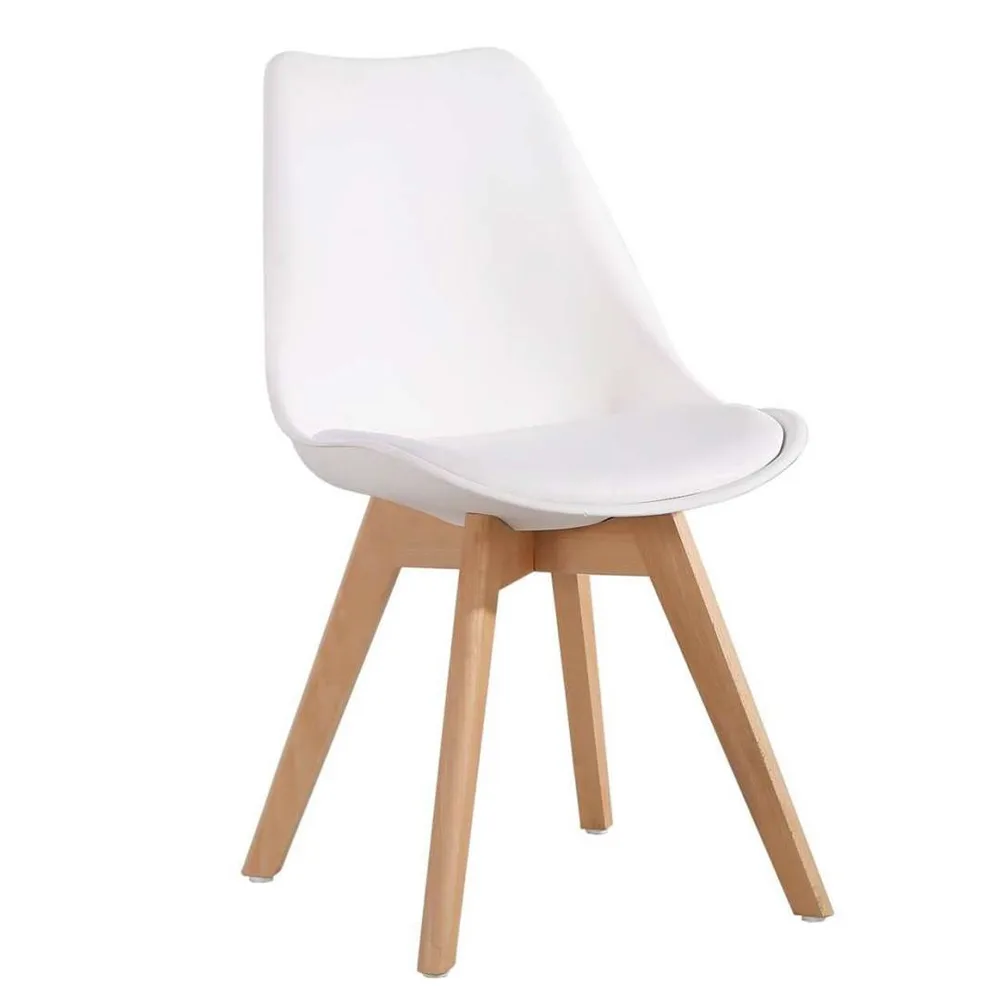 Silla Eames acolchonada
