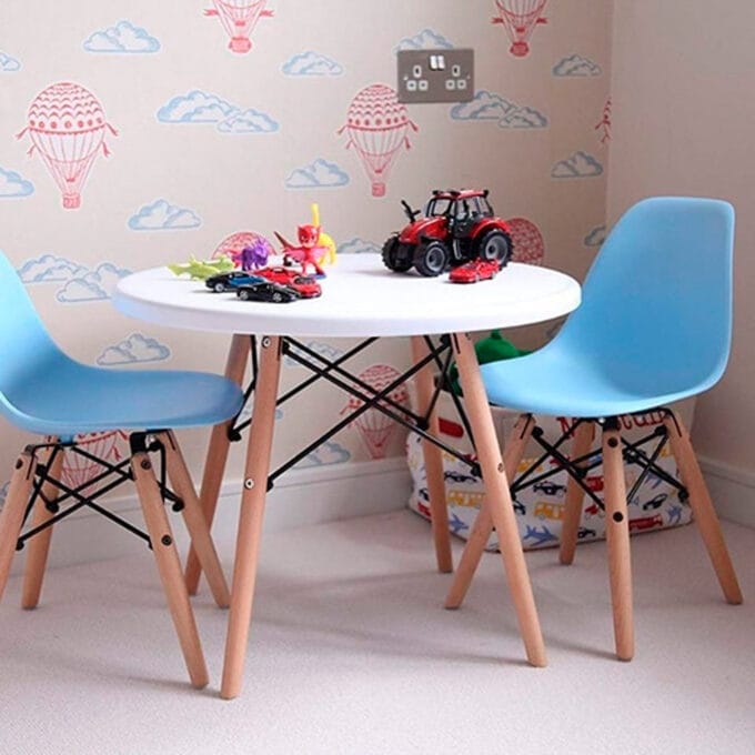Comedor Eames Infantil - 2 Sillas
